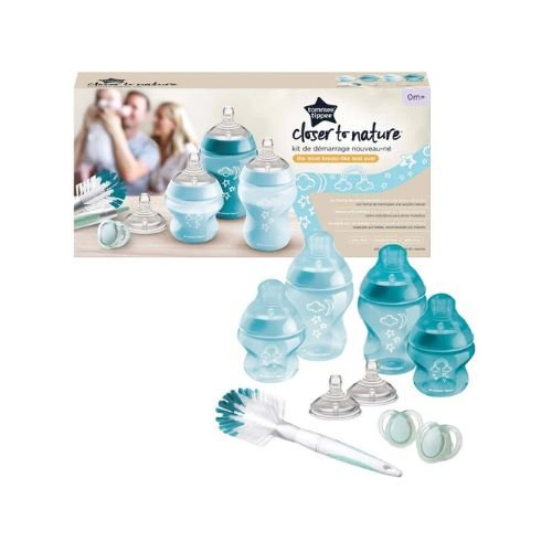 Tommee Tippee Closer to Nature Newborn Starter Set 0m+ with bottles, teats, and accessories for comfortable baby feeding.