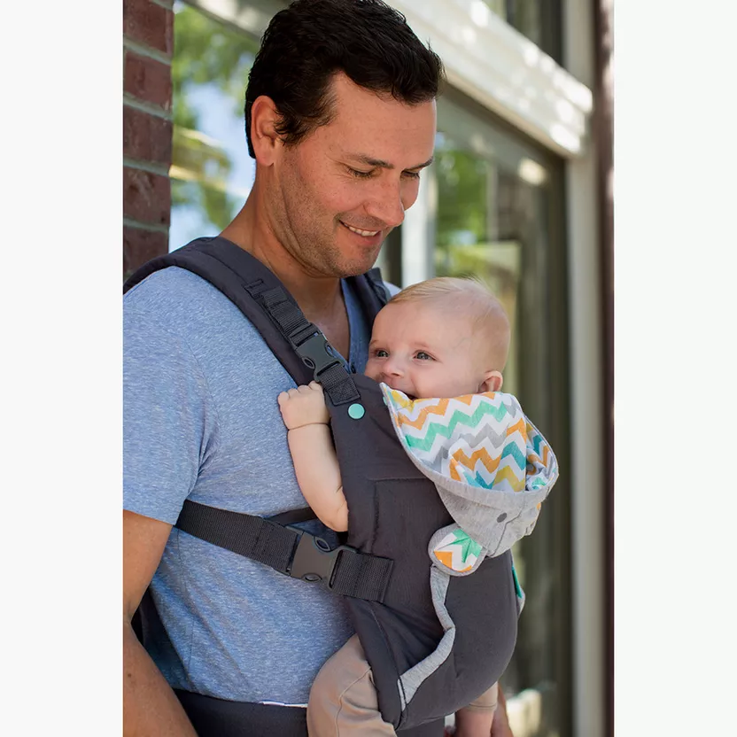 Infantino Cuddle Up Ergonomic Hoodie Carrier - Image 4