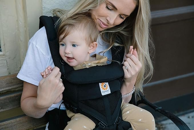 The Ergobaby Omni 360 All-Position Baby Carrier - Image 4